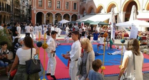 sport in piazza