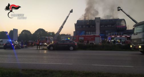 Castelfranco, fiamme al Night Club, l'allarme in piena notte