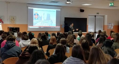 Cyberbullismo, oggi un incontro con gli studenti a Castelfranco