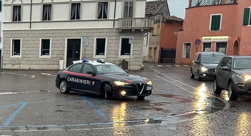 Simula il furto d'auto per evitare una multa: denunciato 40enne a Castelfranco