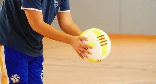 Dodicenne insultata durante una partita volley per razzismo 