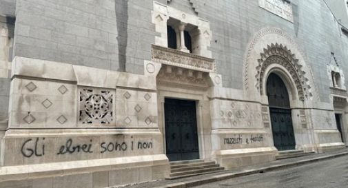 Scritta antisemita apparsa sulla sinagoga 