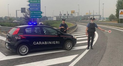 In furgone lungo la A4 con sei chili di cocaina, arrestato 