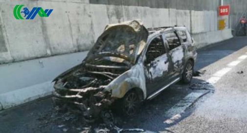 Auto a fuoco, paura a Preganziol