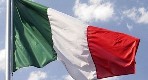 bandiera italiana festa della liberazione