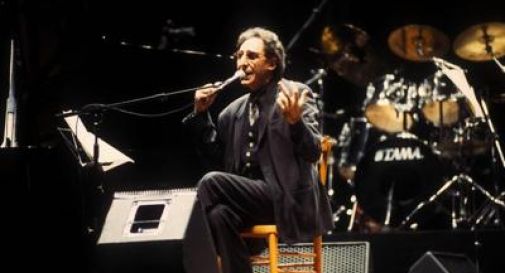 Franco Battiato cade sul palco del Petruzzelli e si rompe il femore