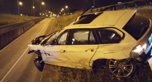 Inseguimento a 160 all’ora sulla Bmw rubata