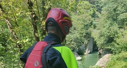 Muore nel canyon durante la passeggiata