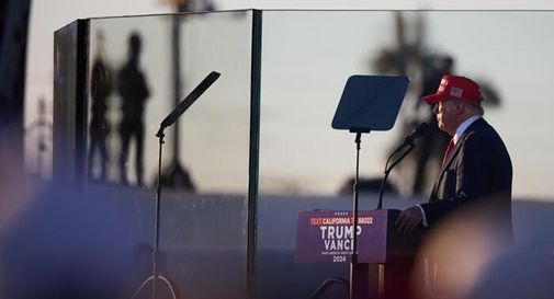 Arrestato uomo armato durante il comizio di Trump in California