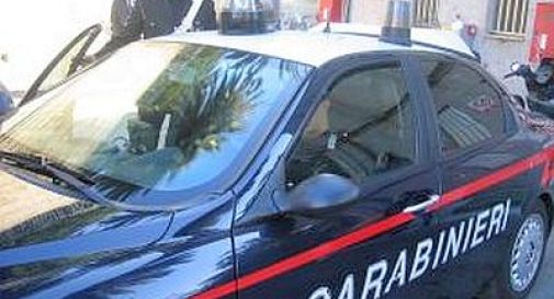 Bologna, morti in casa con ferite sul corpo. Forse un gioco erotico finito male