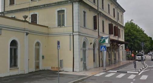 Ruba un furgone nella stazione di Castelfranco: lo fermano a Mestre