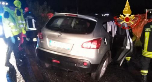 Schianto fatale contro un muretto a Trevignano:  morto automobilista