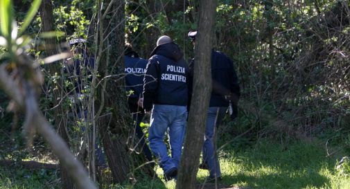 Ventenne accoltellato in un parco pubblico: è grave