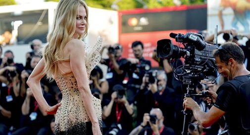 Sesso e musica, con Nicole Kidman il Lido è hard