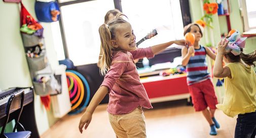 Nota azienda trevigiana lancia corsi e laboratori gratuiti per bambini da 0  a 11 anni, Oggi Treviso, News