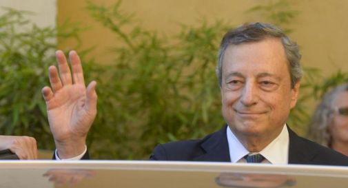 Crisi di governo, si allontana il Draghi bis. Oggi consiglio 5 Stelle