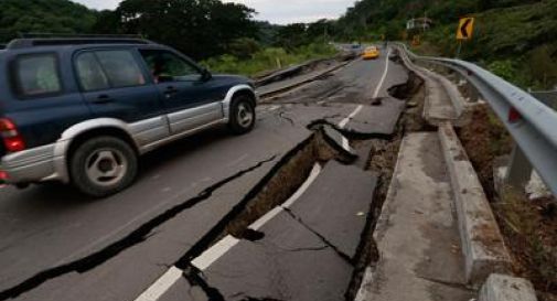 Terremoto in Ecuador, oltre 270 i morti. Il presidente Correa: 