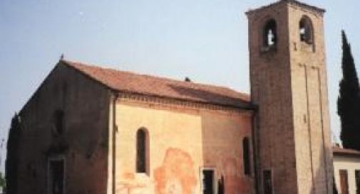 Problema alle travi, chiesa chiusa 