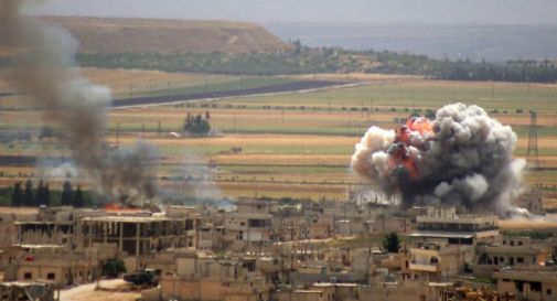 Siria, civili e bambini uccisi in raid su Idlib