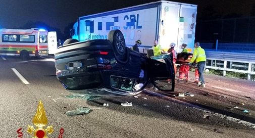 Un morto e due feriti in un tragico incidente stradale sull'A4