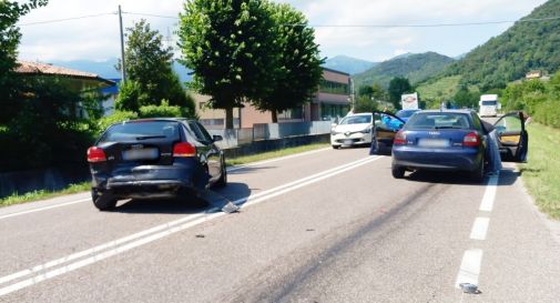 Pieve di Soligo, violento tamponamento lungo la provinciale: disagi al traffico   