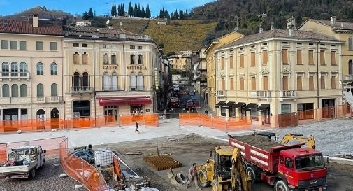 lavori in piazza a Valdobbiadene