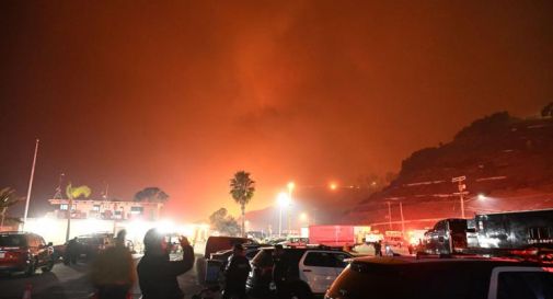 Vasto incendio a Los Angeles - (Afp)