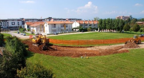 Iniziati gli scavi sull’area verde Malipiero: monta la polemica