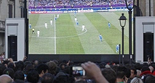 Partita calcio maxi schermi