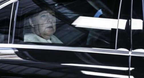 Coronavirus, Merkel in isolamento a casa