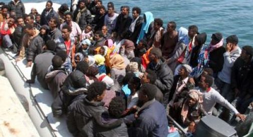 Accordo Ue: 40mila migranti distribuiti in 2 anni. Renzi: 