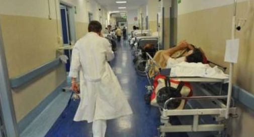 Bimba finisce in ospedale con moneta da 1 euro in gola