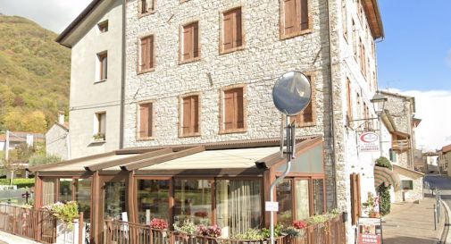 Osteria senza telefono da giorni, diffida Iliad e chiede 5mila euro di danni