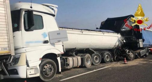 Incidente Fra Tre Tir Chiusa L Autostrada A13 Tra Boara E Villamarzana 6 I Chilometri Di Coda Oggi Treviso News Il Quotidiano Con Le Notizie Di Treviso E Provincia Oggitreviso