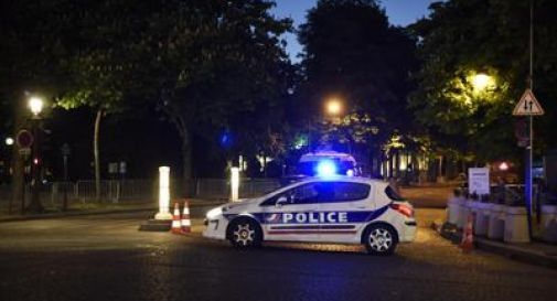 Paura a Parigi, molotov in un ristorante: 3 feriti gravi