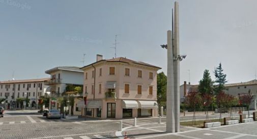 Parcheggi in piazza Umberto I, il sindaco lancia il sondaggio