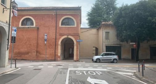 Primo incidente in via Garibaldi, il sindaco:“La nuova pista ciclabile è sicura”