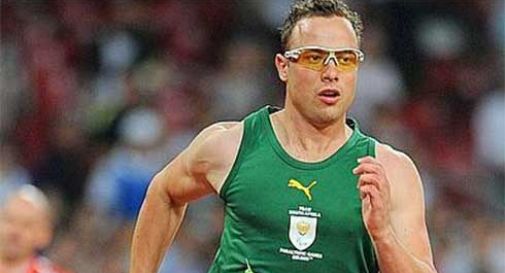 Pistorius choc, spara e uccide la fidanzata. La polizia: 