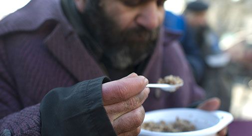 Venduti per 4 mln alimenti destinati a poveri