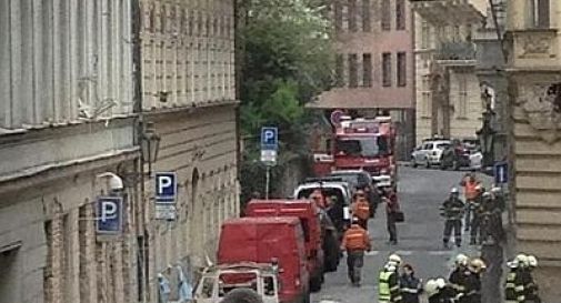 Praga, esplosione nel centro della città: 40 i feriti ma si temono tre morti 