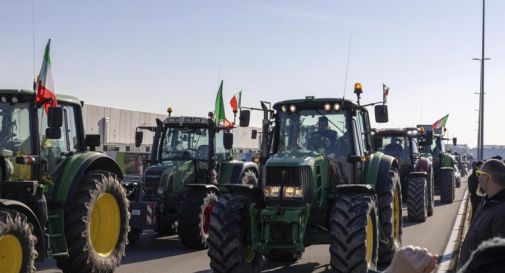 La protesta degli agricoltori dilaga in tutta Italia: oggi altri 5 presidi