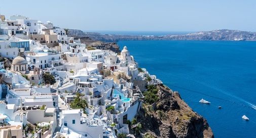 Santorini, sciame sismico: scuole chiuse per precauzione