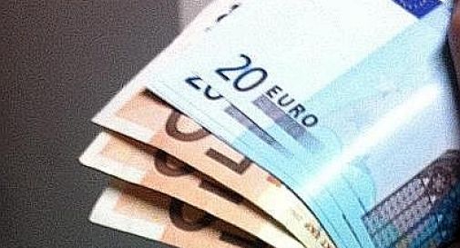 Fisco, il peso delle tasse vola al 44%: l'Italia sale al quarto posto nell'Eurozona 