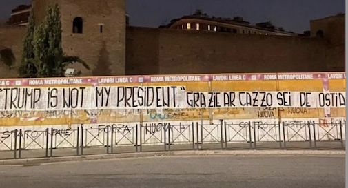 striscione Roma