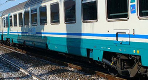 Treno investe persona, circolazione bloccata