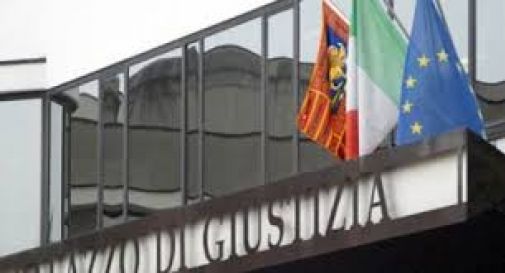 Allarme bomba, evacuato il tribunale 