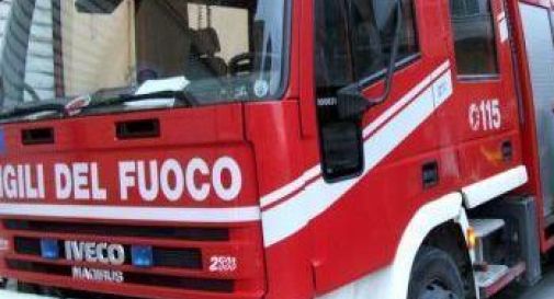 Fiamme in azienda a Casier