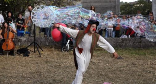 Domenica, a Sarmede, artisti di strada da 18 Paesi del mondo