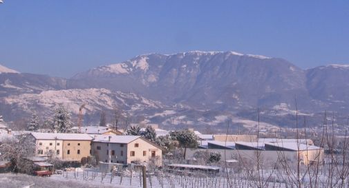 Deboli nevicate venerdì, a seguire fase piuttosto fredda