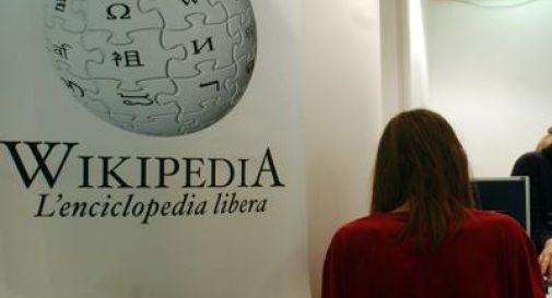 Wikipedia compie 15 anni, il fondatore: 